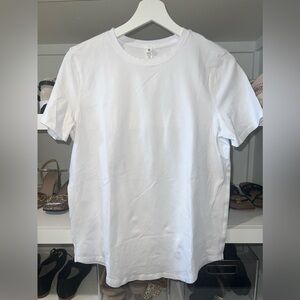 Lululemon white tee